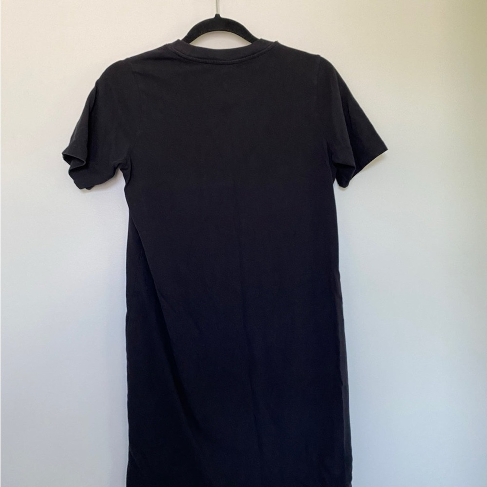 Everlane Weekend T-Shirt Dress - Picture 7 of 11